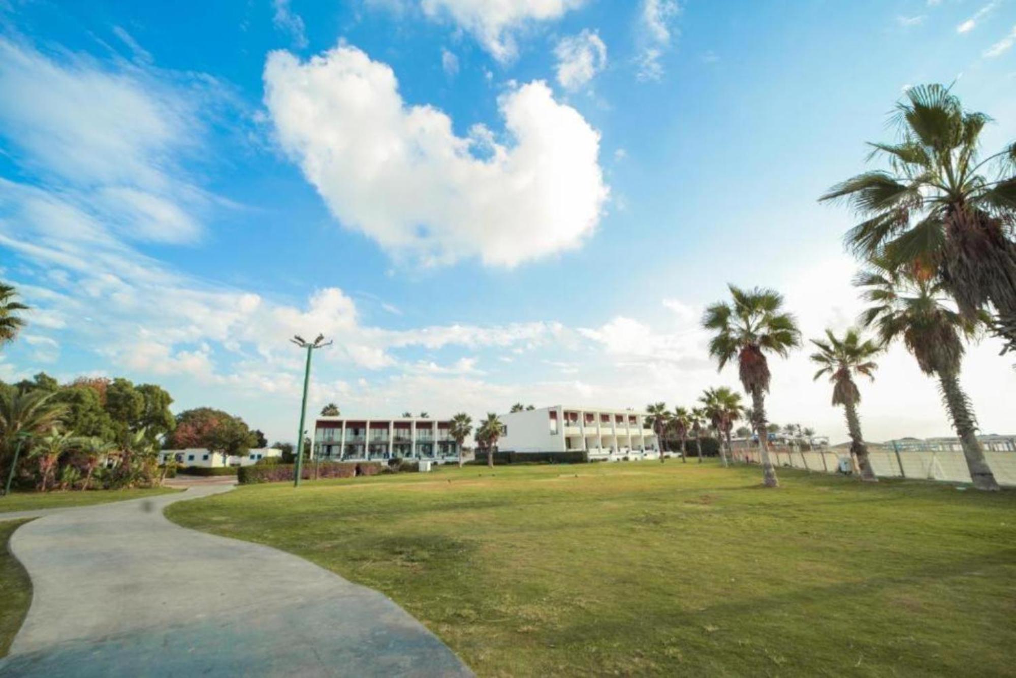 Nachsholim Kibbutz Country Lodging Nahsholim Eksteriør bilde